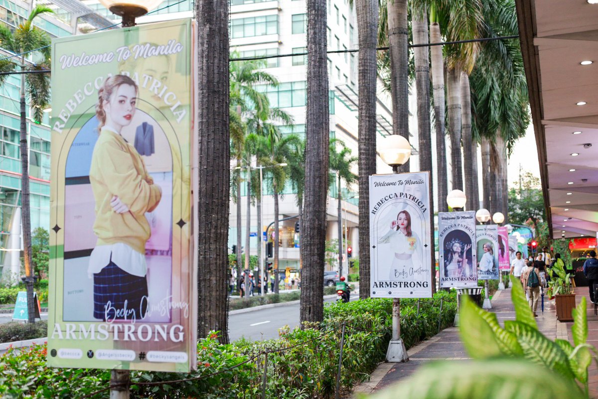jansenangeloo's tweet photo. Daytime shots. 45° heat in metro manila can't  stop us from seeing you. You made the city perfect. You are so gorgeous my dear. 🤍

#Beckysangels https://t.co/KoQBvhquoY