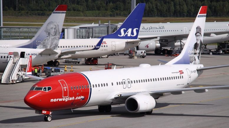 I følge data fra flyanalyseselskapet Cirium, var det en nedgang på 14% i antall kansellerte flyvninger i Europa i mars sammenlignet med februar. Både SAS og Norwegian er blant Europas ti punktligste flyselskap. 📷 wikimedia osloairports.com/2024/04/sas-og…
