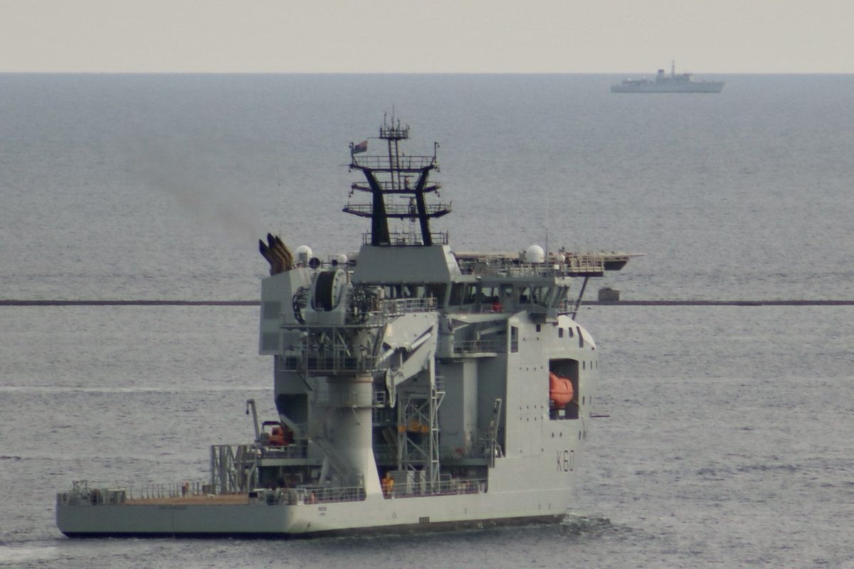 Rockhoppas's tweet photo. @RFAProteus outbound in the Sound early this evening with @HMSStAlbans and @HMSCattistock near the breakwater with Dutch frigate HNLMS De Ruyter &amp; German Corvette FGS Ludwigshafen am Rhein at anchor: https://t.co/pLuXXL8LNe
contact@westwardshippingnews.com https://t.co/mpC02QB8qB