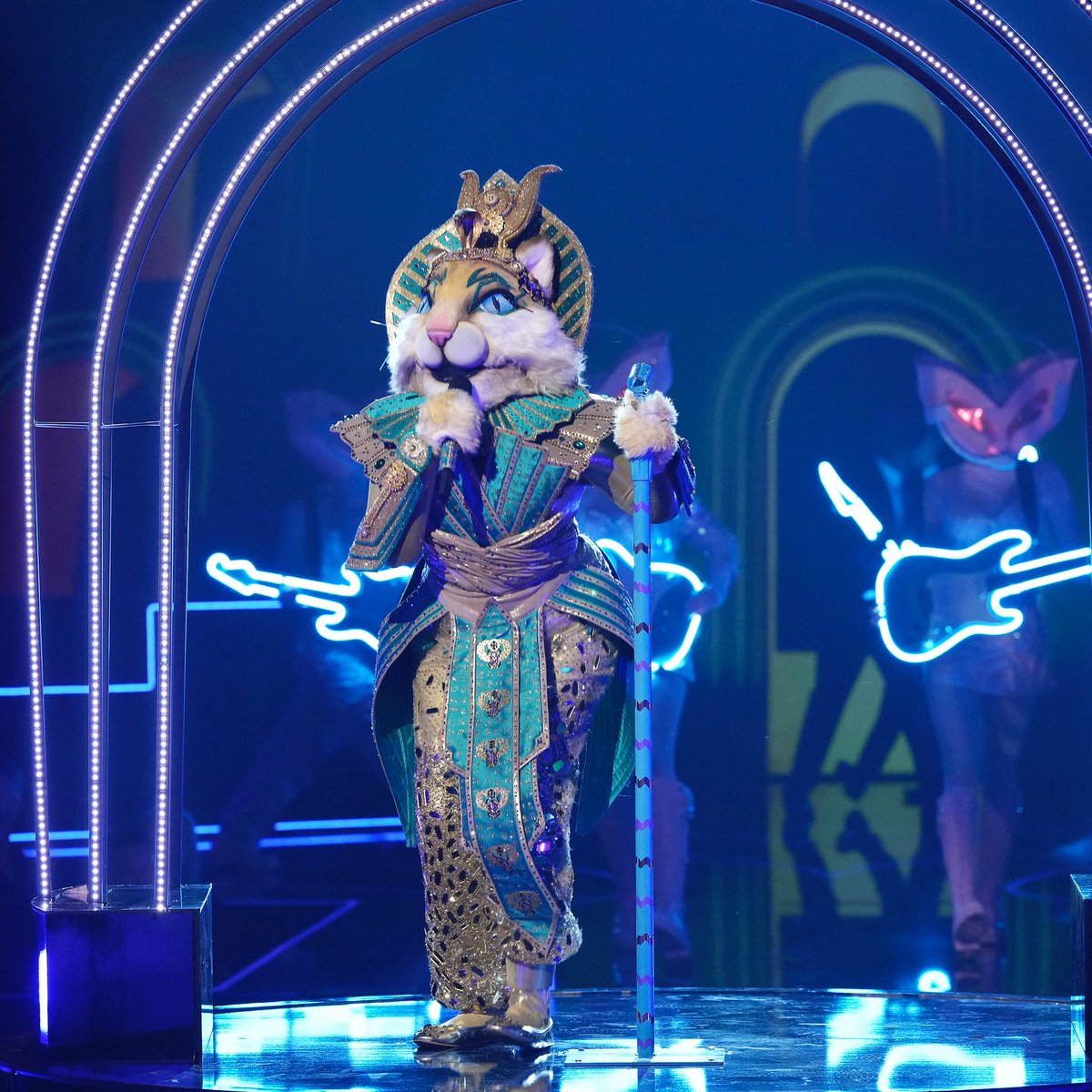 MaskedSingerFOX's tweet photo. Group B is back, but not without a twist! #MissCleocatraMask, #BeetsMask, and #GumballMask are facing a mysterious new Wild Card TONIGHT on #TheMaskedSinger! https://t.co/NNCxmGNHLO