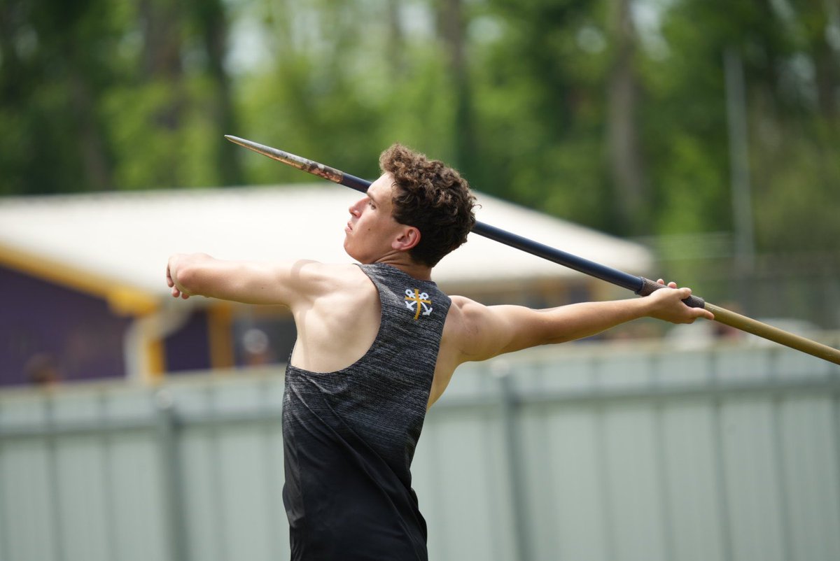 Michael Taylor sets the tone in the Javelin, becomes the first state qualifier of the day with a throw of 158-0. #WeAreHC