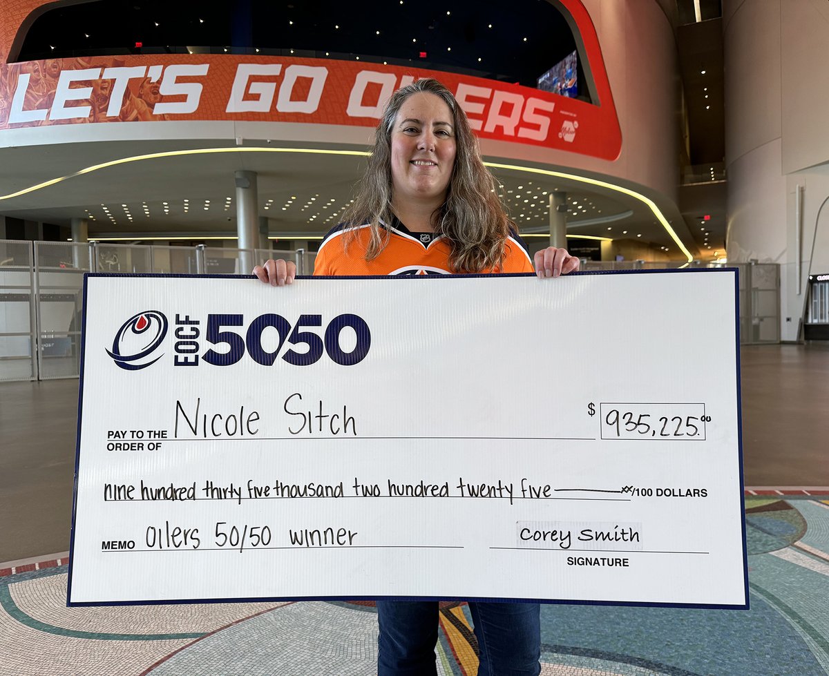 Huge congrats to #Oilers fan Nicole who won nearly $1 million with a 50/50 jackpot earlier this season! The first Alberta Fights Cancer 50/50 grand prize draw is TONIGHT at 11pm & the total pot has already surpassed $3 million! ‼️THIS COULD BE YOU‼️ 🎟 EdmontonOilers.com/5050tw