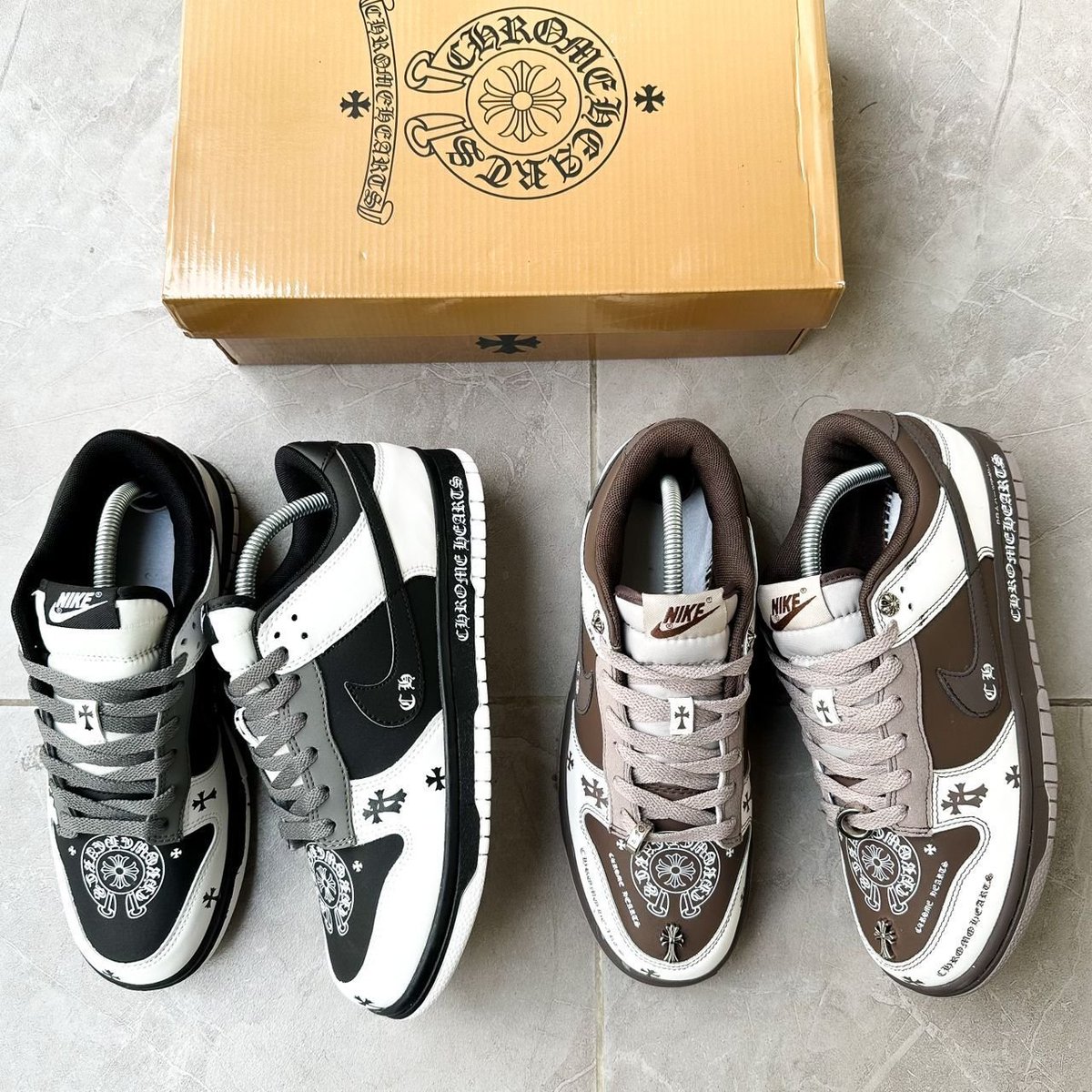 @Jomilojju @Ishow_leck DUNK LOW PREMIUM or CHROME HEARTS.. ☺️ Pick your favorite slides⁉️ 40-45 🆖55000 Dm/WhatsApp: Wa.me/+2347036350738