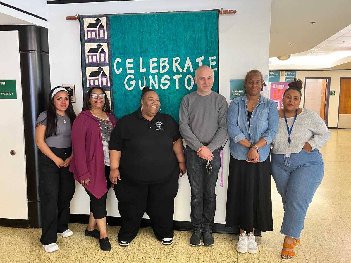 APSGunston's tweet photo. Today we celebrate Administrative Professionals Day at Gunston MS! 🌟 We appreciate the hard work and dedication of the entire administrative team who keeps our school running smoothly. Thank you for all you do! #AdministrativeProfessionalsDay #GunstonMS 🎉📚 https://t.co/7KeJ5veymy