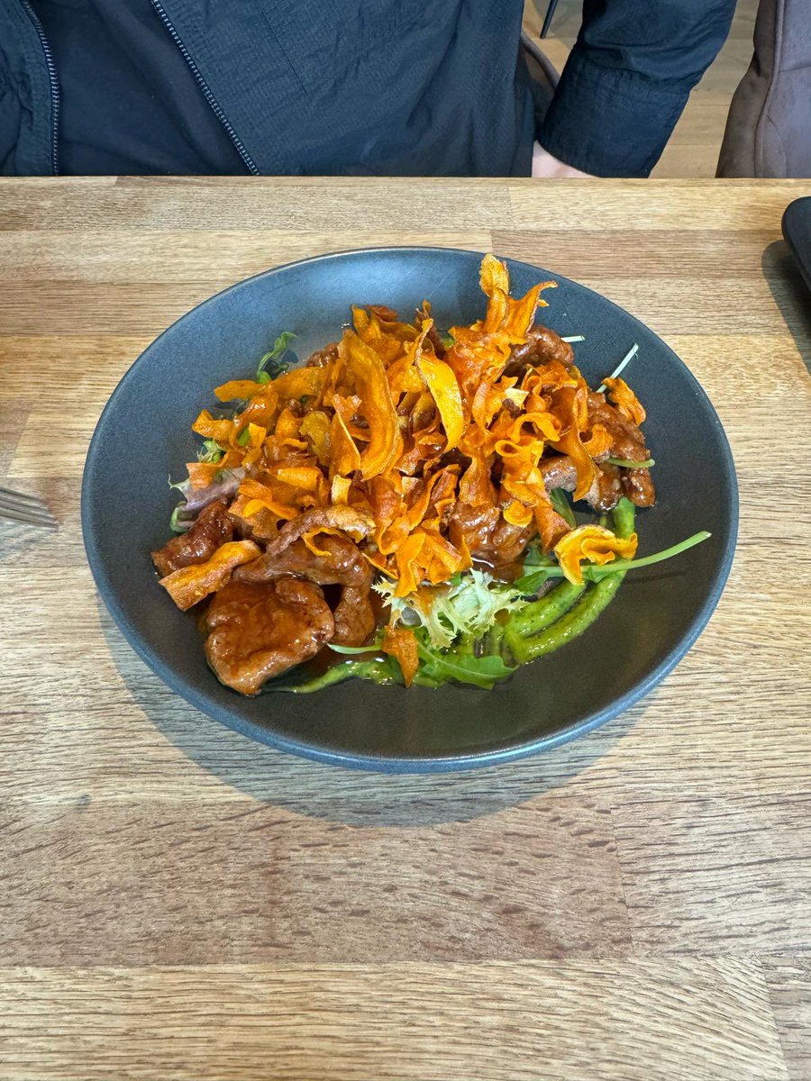 @Col_Gla I had crispy beef with chilli irnbru glaze and crispy sweet potato curls in Crieff was top tier