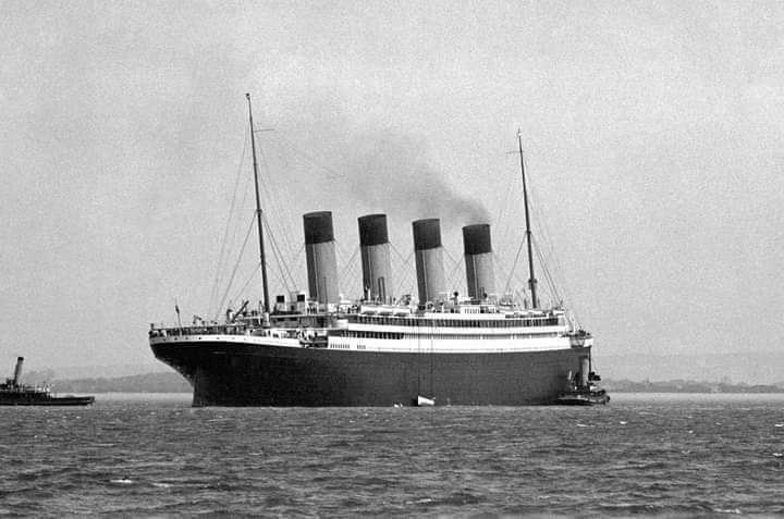 During her mutiny and following the desertion of crew members, Olympic (Titanic's sister) went off Spithead to test several collapsible lifeboats that had been installed on board following the sinking of the #Titanic.