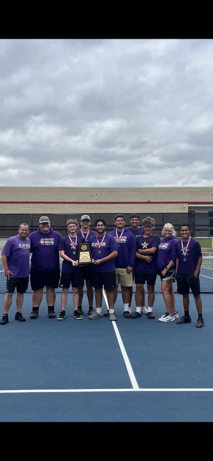 emsisdathletics's tweet photo. Congratulations to our CTHS &amp; BHS tennis teams! CT boys are the District Boys Team Champion and BOS girls are the District Girls Team Champion. Read more about the athletes that advanced to the Regional Tournament at https://t.co/jGYEvDIcoK and https://t.co/33BVT4TVga 
 #EMSproud https://t.co/BoU4JvdJGS