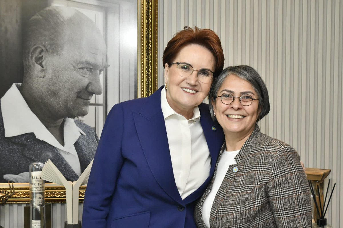 “@meral_aksener i yok saymak, İYİ Parti’yi yok saymaktır.” 

@MDervisogluTR