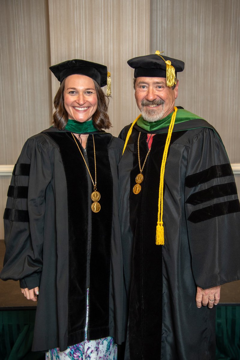 Dr. Hilary Haack of TidalHealth Primary Care in Millsboro was recently presented with her Fellow Award from the @ACOFP and welcomed into the Conclave of Fellows. She was also presented with 'Most Outstanding Scientific Paper.' Congratulations, Dr. Haack! tidalhealth.org/news/dr-haack-…