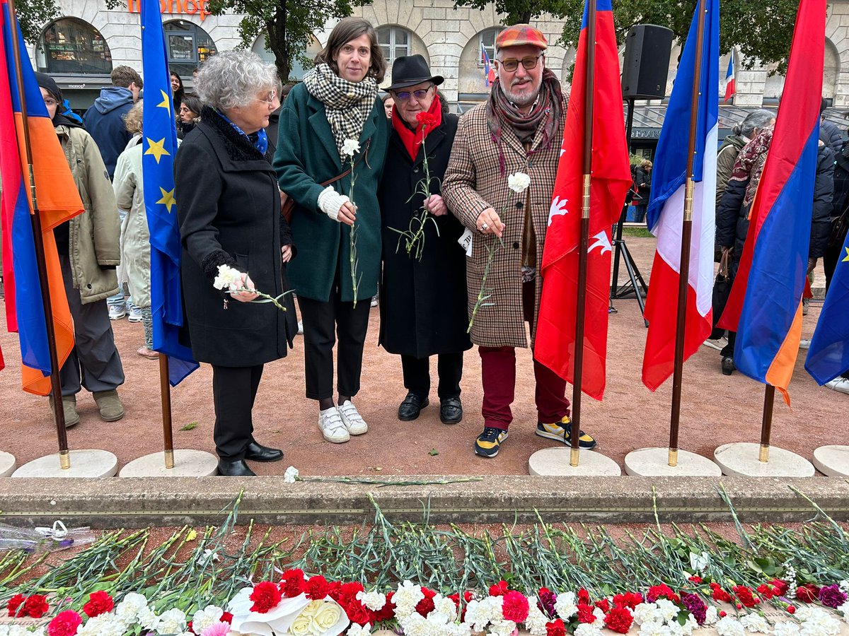 Les militant.e.s et élu.e s socialistes du #Rhône s'associent aux commémorations en hommage aux victimes du génocide arménien de 1915.  Mémoires et culture arménienne font partie de nos villes. Notre devoir : nous lever contre les extrémismes. #villeurbanne #vaulxenvelin #lyon