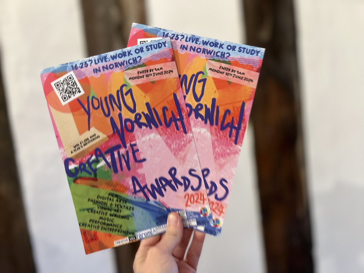 Treat tonight to launch the Young Norwich Creative Awards at @WritersCentre with our fab partners @NorwichArtCentr & @YN_AF, & gorge performances by young artists Maple, Connie & Aphra 👏🏼 please help us spread the word to the 16-25 year olds in your life! youngnorwichcreativeawards.com