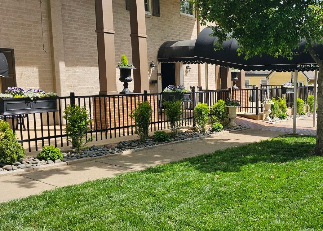 Beautifying Parkville one place at a time!🌲🌲🌲(816) 284-8097 #beautifullandscape #propertymaintenance #landscapinggoals #lawncare #outdoorspace #lawnscapespecialists