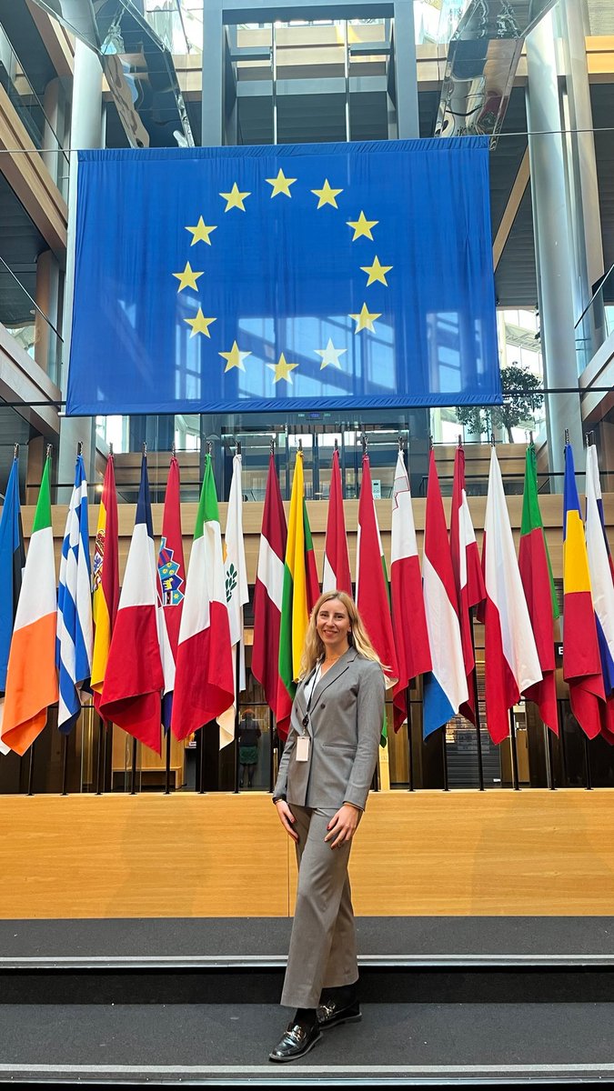 Honored to be at the heart of European democracy during my Schuman Traineeship in Strasbourg. Witnessing the democratic process firsthand is truly inspiring! #EUTraineeship #SchumanTraineeship #Democracy  #EuropeanParliament @Europarl_EN