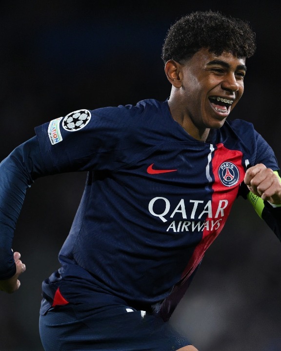 bingobetsgh's tweet photo. PSG are reportedly preparing a €200 million bid for Lamine Yamal 😮 
A Kylian Mbappe replacement? 🤔
#BingoBetsNews https://t.co/OuqPF4aXym