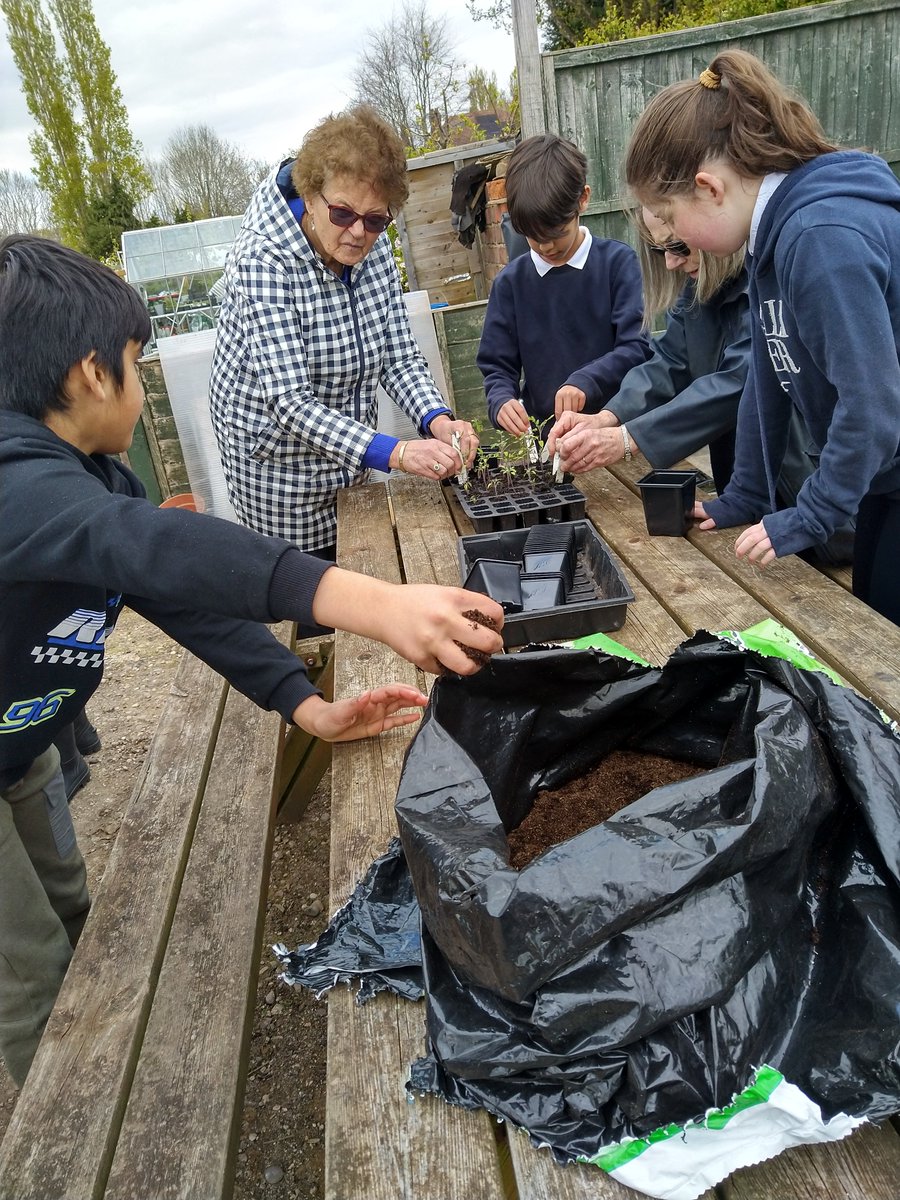 A great after school Live Longer Better session at our community allotment. This project sees all generations being active in the fresh air. @ThinkActiveCSW @CovSport