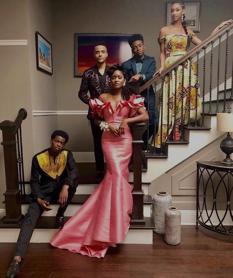 #TB <a href="/QueenSugarOWN/">Queen Sugar</a>: “I’m Sorry,” from 2019, written by <a href="/vcwoods24/">Valerie Woods</a> &amp; <a href="/mikefleezy/">Mike Flynn</a>, dir. by <a href="/STACEYMUHAMMAD/">Stacey Muhammad</a>.  
L: #MyronParkerSmith, Front to Rear, L-R: @tanyellwaivers, #NicholasAshe, #StevonteHart, <a href="/NikkoAusten/">Nikko Austen Smith🌿✊🏾</a>.
#LeslyeJoyAllenHistorian
#ILoveAllOfUs✊🏿✊🏾✊🏽✊🏼🌈🏳️‍⚧️™️