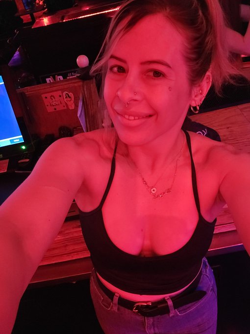 Surprise! I'm bartending today at @Dv8Pdx until 7pm! https://t.co/uBKI6T93I9<a class="tags" target="_blank" title="On Twitter" href="/?out=eyJ0eXAiOiJKV1QiLCJhbGciOiJIUzUxMiJ9.eyJpYXQiOjE3MjIxOTQyMjIsImlzcyI6InR3cG9ybnN0YXJzLmNvbSIsIm5iZiI6MTcyMjE5NDIyMiwiZXhwIjoxNzUzNzMwMjIyLCJyZWRpcmVjdF91cmwiOiJodHRwczovL3R3aXR0ZXIuY29tL0R2OFBkeCJ9.1nN39wwTb33io3GZCz3IaEl7IqP7hZrya6-xjG9XyIOXQJ9aR6wnw8ZlpdwUrqt9XtNiCzOOCpUpDIfu8UPB7Q">@Dv8Pdx</a><a href="/tag/portland"class="tags"><span>#portland</span></a><a href="/tag/pdx"class="tags"><span>#pdx</span></a>