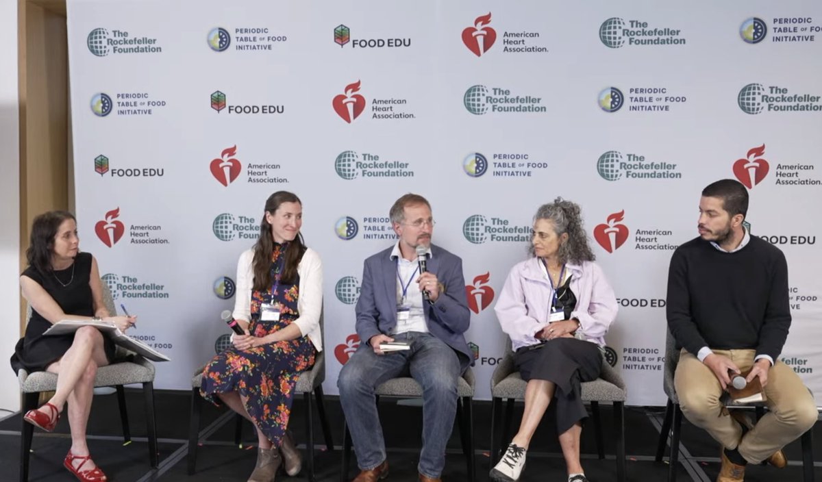 DaniNierenberg's tweet photo. “We need to break silos and build community and look at food as a solution.” -Fabrice DeClerck, Alliance of Bioversity and CIAT
#FoodPeriodicTable
Tune in live: https://t.co/OTTBE7HPHD https://t.co/RwnILlzS0L