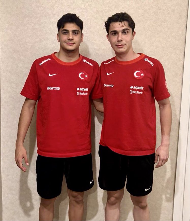 𝐅𝐔𝐓𝐔𝐑𝐄. 

🇹🇷 Mustafa Erhan Hekimoğlu ve Emir Yaşar, U18 Milli Takım kampında.