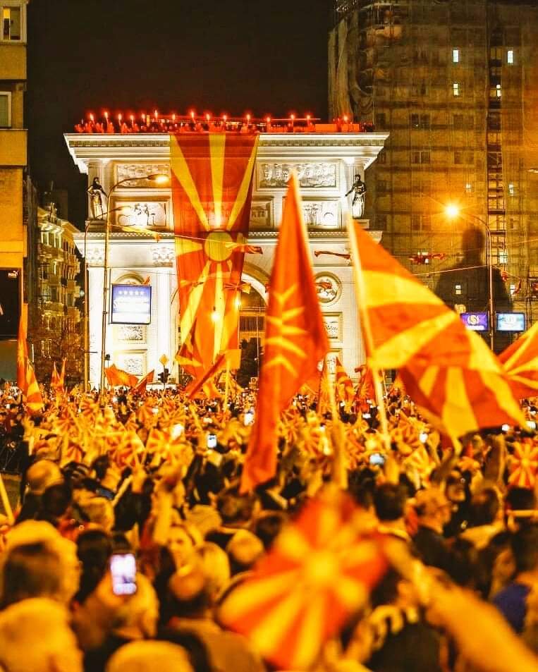 Kaurkata903's tweet photo. Најтемно е пред зората!!! https://t.co/BXTU38uSM8