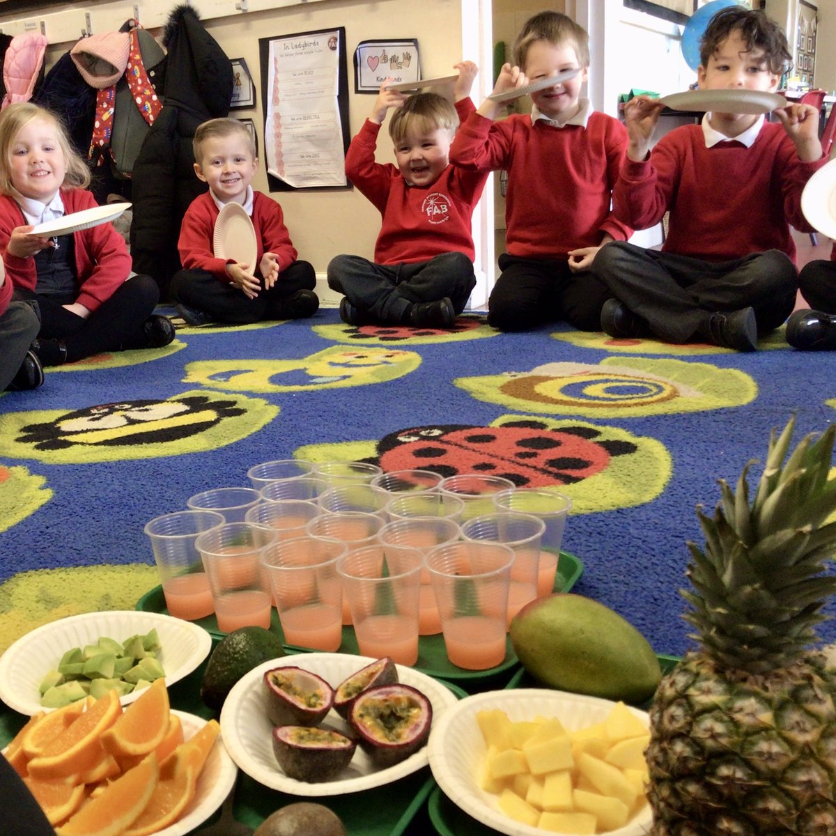 ourFAB_EYFS's tweet photo. In Nursery today, we tasted the seven fruits from our key text, Handa’s Surprise! We described them using actions and words and shared which fruits we liked and disliked. Lots of us liked them all but some weren’t sure about avocado! 🍌🥭🍍🍊🥑
@ourFABschool @trustilluminate https://t.co/MdRTzRqrAd