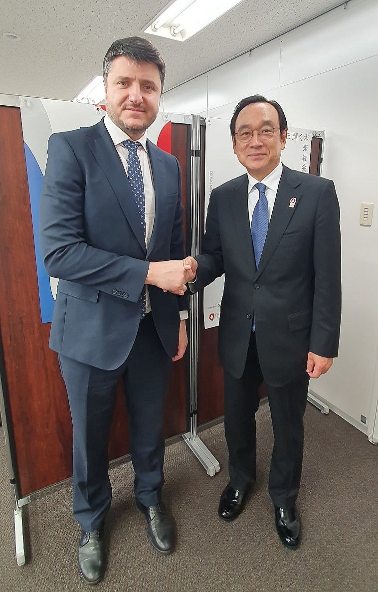 In #Tokyo State Secretary Milisav Raspopović met with #Expo2025 Commissioner General Ambassador Koji Haneda⤵️ 🔹️Next year's #EXPO in Osaka, Kansai, will be an excellent opportunity for additional promotion of Montenegro in Japan. 🇲🇪🤝🇯🇵