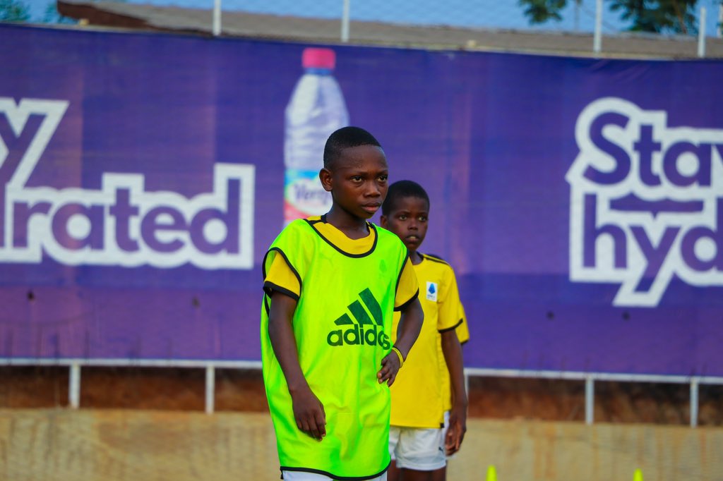 smacafrica's tweet photo. Training today, shining tomorrow. Our commitment to excellence knows no bounds. Join us on the journey from grassroots to global stardom.
#GrassToGlobal #SmacFootballAcademy 🟡⚪️ https://t.co/9kZ1es2f5D