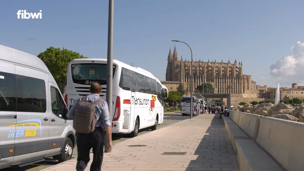 FibwiDiario's tweet photo. #Abactur propone redistribuir los autobuses de excursiones para evitar aglomeraciones en el Moll Vell de Palma
https://t.co/E5vRKKwkhy https://t.co/9ZlECqklw4