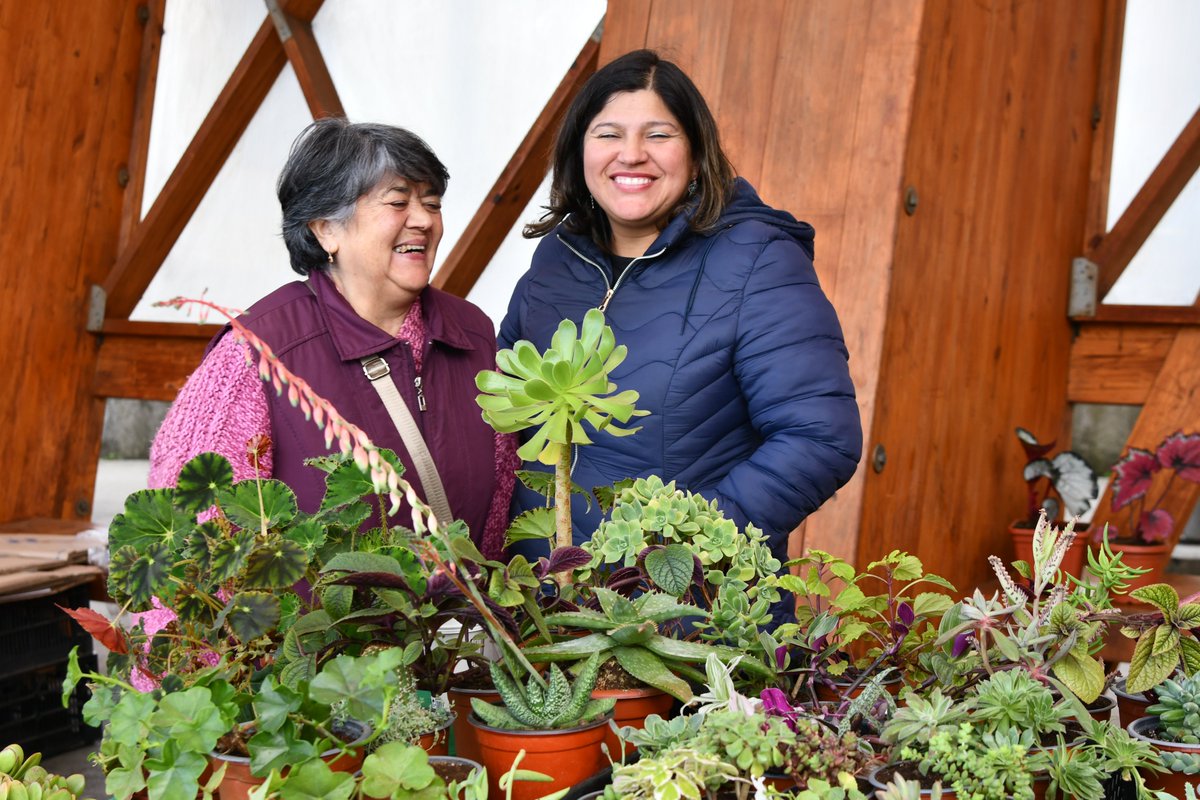 DidecoPM's tweet photo. En @hospitalpm se desarrolló la "Feria de Educación, Salud y Agroecología", como parte de las actividades conmemorativas del Día de la Tierra.

La iniciativa permitió la muestra de emprendedores locales, reciclaje, alimentación saludable, entre otras junto a unidades municipales https://t.co/dgTMhJHT4v