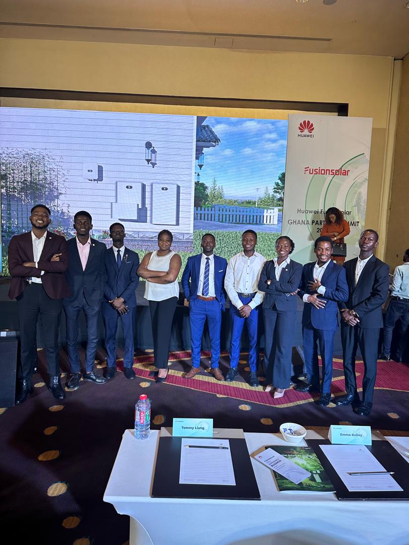 VResources24887's tweet photo. The Team was present at the @Huaweifusionsolar Summit at @Kempinski on 18th April, 2024

#HuaweiFusionSolarSummit 
#RenewableEnergy  
#Sustainability 
#innovations  
#SolarPower https://t.co/TflzUJKcrU