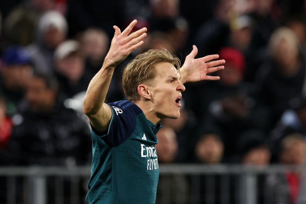 🔴⚪️ Arteta on Martin Odegaard: 'We saw and Edu especially, he was insistent to sign Martin'. 'We both agreed he was a player with huge talent that could develop with us'. #ZEbetNG #WeSpeakYourGame
