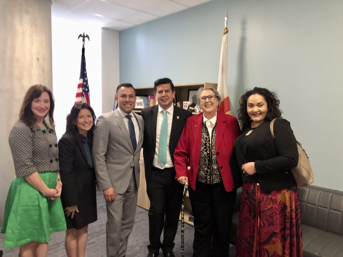 Productive conversations in Sacramento about @LASchools #CAbudget priorities, including maintaining funding for vital student services and supporting attendance and academic recovery. @MSantiagoAD54 @AsmDavidAlvarez @AsmPacheco @QuirkSilvaCA