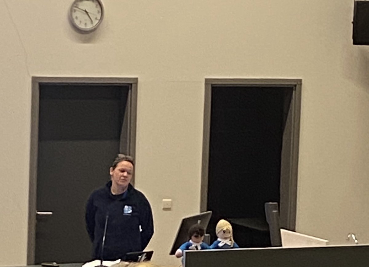 SJHDoN's tweet photo. Great presentation by Emily ⁦@emilynajo⁩ ⁦@critcarenursSJH⁩ detailing the Critical Care Catch Up Cafe ☕️ 🍰… peer support is key for us all. Great leadership in designing &amp; implementing the Cafe &amp; the sustainability is evident…Thank you 🌸💡⁦@Magnet4Europe⁩ 🧲 https://t.co/mnLMby2m5H