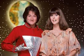 fionajroberts1's tweet photo. #TheWeatherFamous Mork and Windy https://t.co/moWL0vZwJU