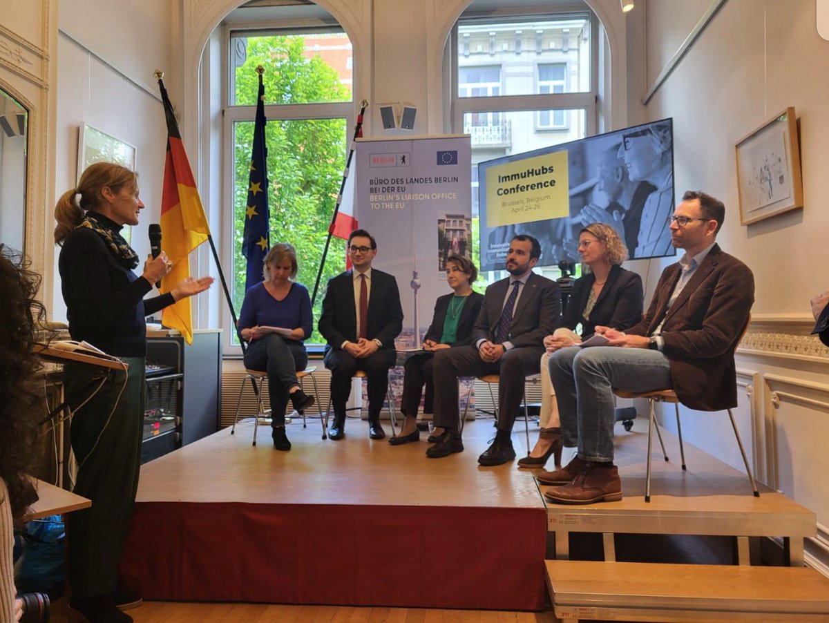 MMM4Mothers's tweet photo. 📢Our EU Delegation Head Johanna Schima at #ImmuHubs Conf today: "As the project findings highlight, mothers' decisions are drivers of healthcare outcomes. Health literacy for mothers is key for empowering them, their families & communities".
#UnitedInProtection #Immunisationweek https://t.co/7kubocNIud