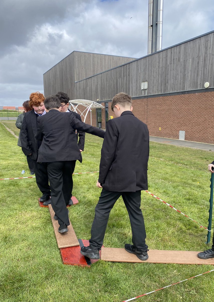 Dukes_Sport's tweet image. A massive thank you to @problemsolveit for delivering a problem solving day for our Y7 students yesterday. Some amazing teamwork, leadership and creativity on show!