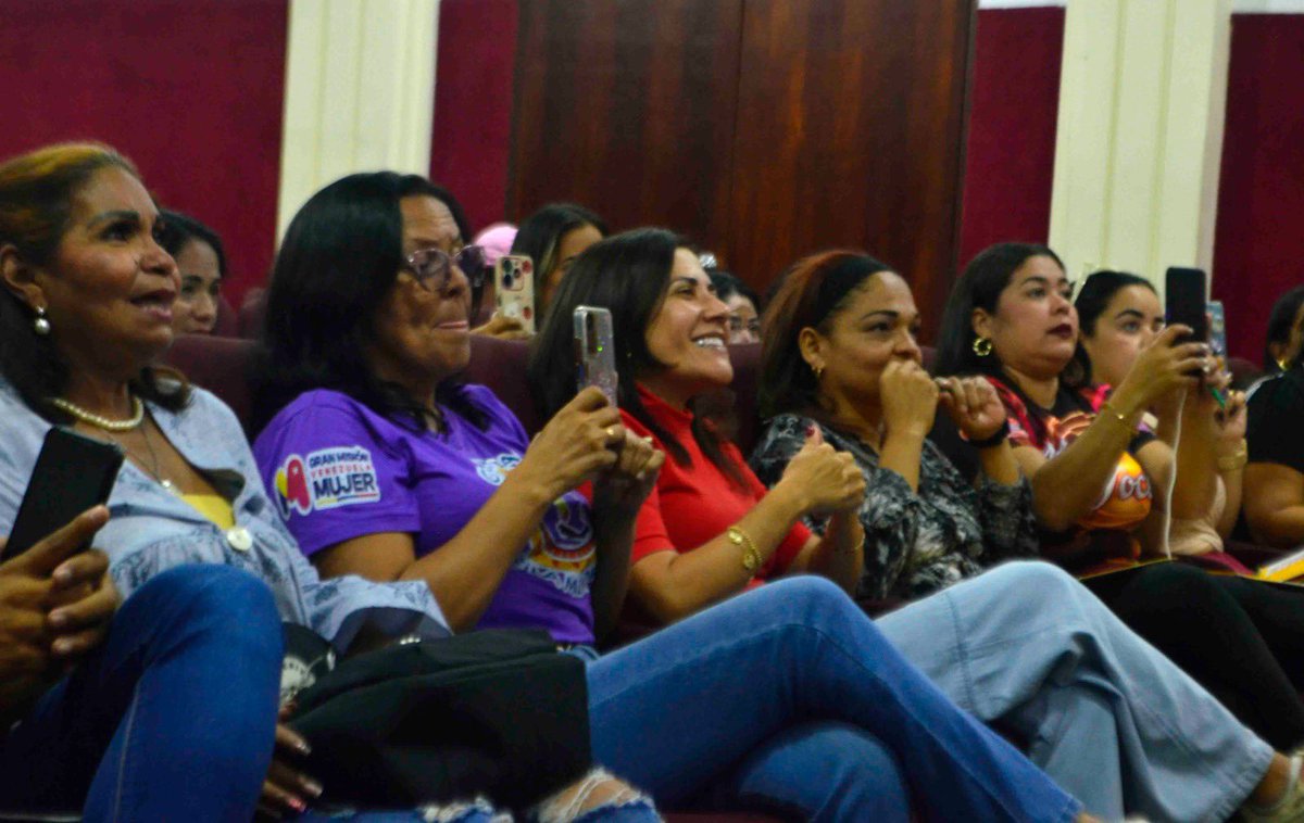 Gracias a la gestión cultural que lidera en el municipio el alcalde @JCbetancourt72 fue realizado en el auditorio Nancy de Lacava la audición rumbo al show de Talentos “Madres Voces Puerto Cabello 2024, actividad que se realizará enmarcada al Mes de las Madres.