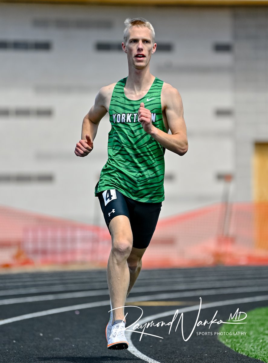 Yorktown Tigers Distance Runner Senior Johnathan Loney rounds turn two in the 1600 meter run during the Muncie Central Relays @YHSAthletics @Tiger_Track @YHSDistance
