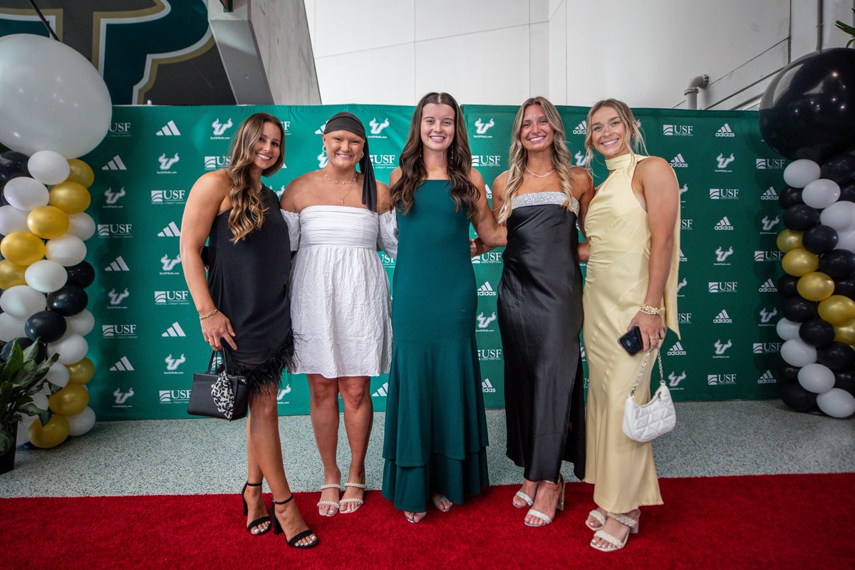 USFSoftball tweet picture