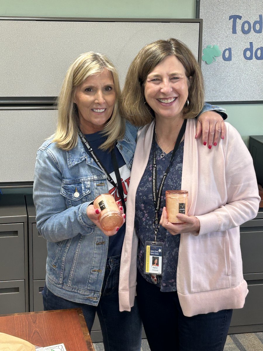 CloverRidgeElem's tweet photo. Grateful for this dynamic duo! They welcome all students, staff, and families to CRE with a smile and do SO much for SO many!  Happy Boss's Day! :-) #AdminstrativeAssistantAppreciation #TeamCRE #YouBelongHere https://t.co/ieGINmcdWG