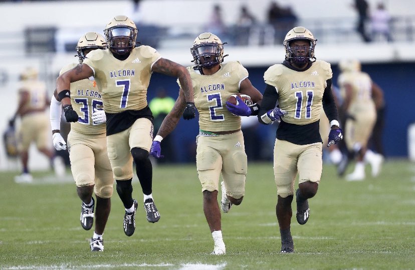 Blessed to receive my first offer from Alcorn State University @TherealMarcJay @coachryantaylor