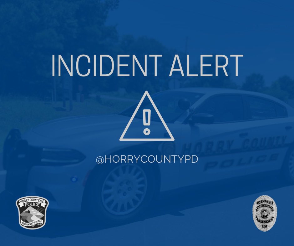 horrycountypd's tweet photo. 🚨ACTIVE INVESTIGATION - SCHOOL THREAT🚨

#HCPD is investigating a threatening phone call received at Carolina Forest High School. 

Out of an abundance of caution, students and staff have been evacuated to a safe location on campus. 

Please steer clear of the area. 
@HCSInfo https://t.co/WoYg6Dz71y