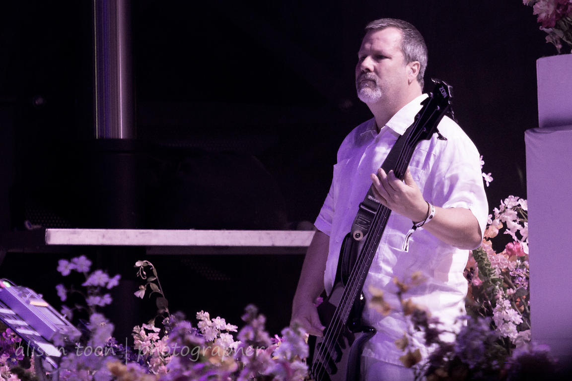 (Photo Credit: Alison Toon)
Happy birthday, Bill Gould!! ❤ Faith No More'un üç kurucu üyesinden biri olan bas gitarist Bill Gould, bugün 61 yaşına girecek 😊 #faithnomoreturkey #faithnomore #billygould #solinvictus