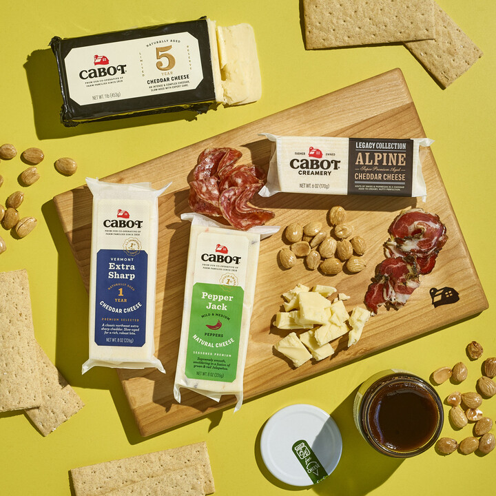 New Charcuterie Bundle alert! 🧀 🔔 Shop the Ultimate Charcuterie Board gift bundle—perfect for hosting & gifting. #cabotcheese #cabotcreamery #mothersdaygifts Get shopping: cabotcreamery.com/products/ultim…