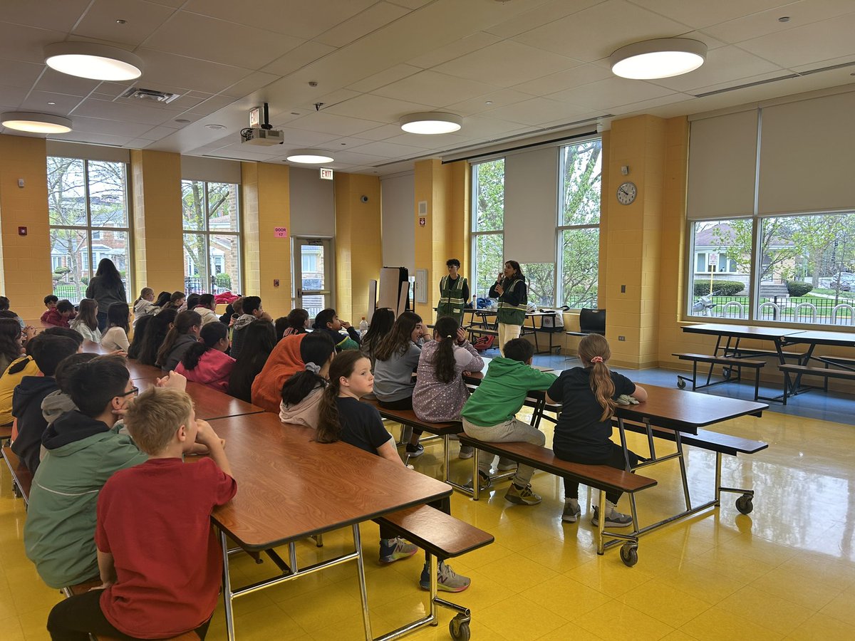 Our 5th graders also participating in @ChicagoDOT Safe Ambassadors presentation. #TrafficSafety #BikeSafety #TeamSauganash