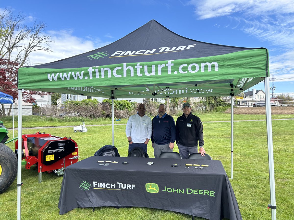 It’s a beautiful day for the @SFMANJ1  #FieldDay! Stop by and see @Deere4Shore, @rharristurf and Drew if you’re there today! 

🌱🚜⚽️⚾️🏑🥍🏈