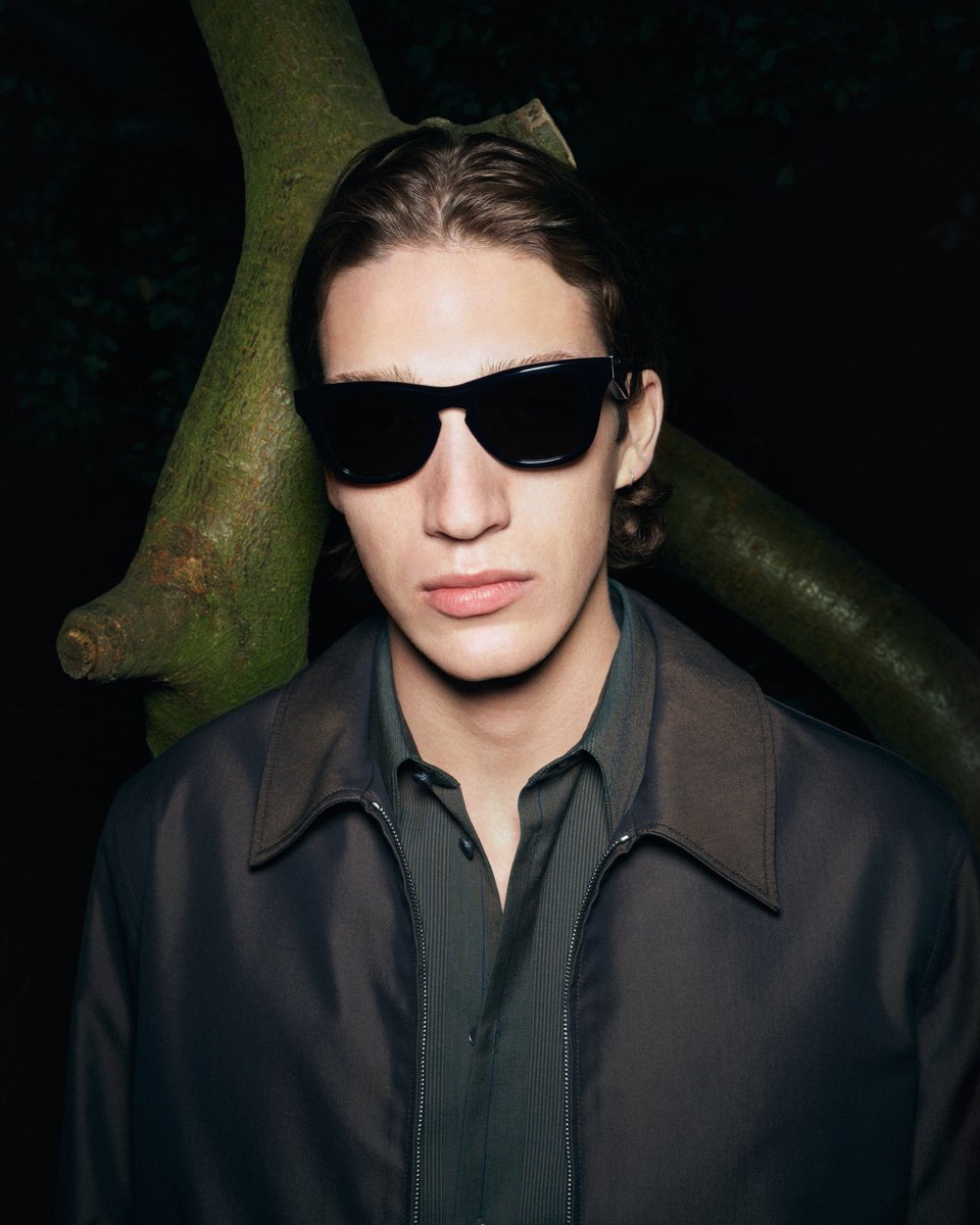 Burberry tweet media