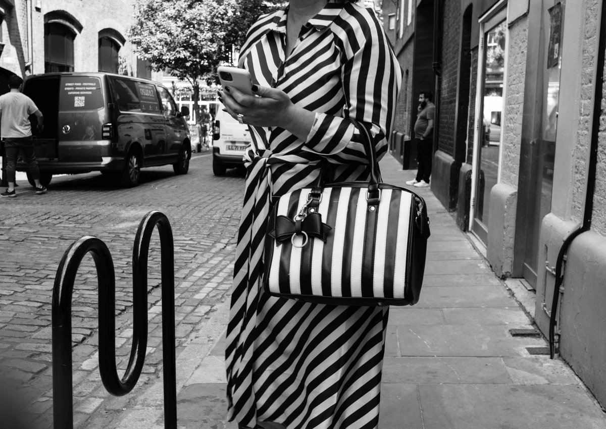 Covent Garden, London #streetphotography #blackandwhitephotography #London #monochrome