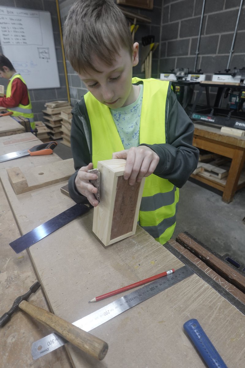 Wakefield CU (@wakefieldcu) on Twitter photo Today we welcomed children from <a href="/CherryTree_SCH/">Cherry Tree Academy</a> for a taster session in Carpentry and Joinery at <a href="/CastlefordColl/">Castleford College</a> .
A fantastic afternoon making wooden pencil boxes. They learnt to use the correct tools and after watching a demonstration from the tutor, created their own box. Today we welcomed children from <a href="/CherryTree_SCH/">Cherry Tree Academy</a> for a taster session in Carpentry and Joinery at <a href="/CastlefordColl/">Castleford College</a> .
A fantastic afternoon making wooden pencil boxes. They learnt to use the correct tools and after watching a demonstration from the tutor, created their own box.