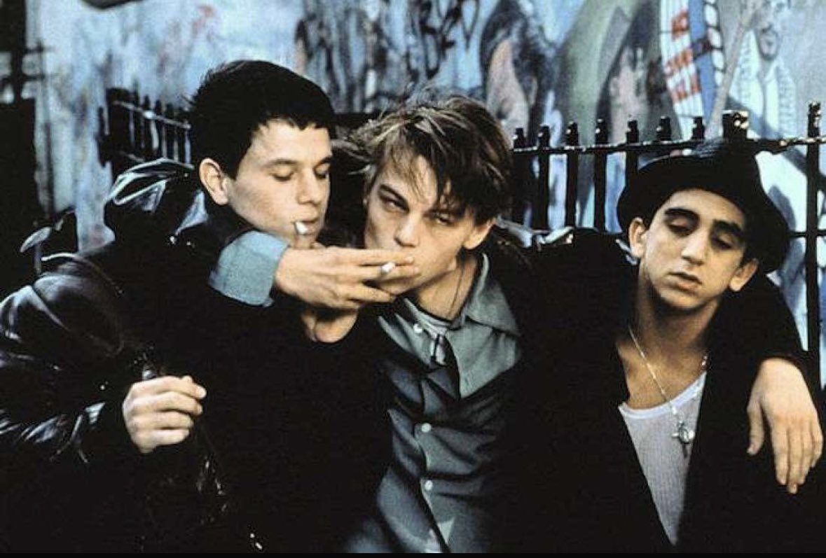 ギルバートグレイプ、タイタニック、バスケットボール、ダイアリーズなど バスケットボール・ダイアリーズ - 検索 / X